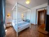Letto Matrimoniale in Camera Sea View
