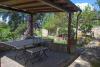 Villa con patio esterno con tavolo Chianti