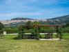 Giardino con pergola in legno