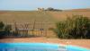 Relax in piscina immersi nel verdedell' Umbria