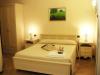 Camere Matrimoniali e Triple in B&B a Napoli