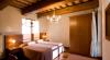 Camera da letto travi in legno Umbria