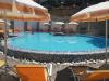 Piscina per adulti e bambini all'Hotel 3***