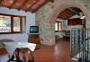 Zona Pranzo e cucina attrezzata