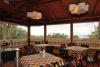 Patio per cena romantica, vista tramonto sul lago