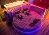 Top suite romantica con letto rotondo