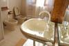 Spaziosi bagni con doccia