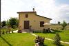 Appartamenti-vacanza-attrezzati-giardino-piscina-Cortona
