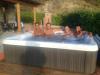 Ospiti vasca idromassaggio B&B casale San Terenziano