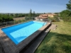 Agriturismo con piscina e spazi verdi