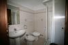 Bagno privato in camera l'olivo con doccia Zambrone
