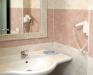 Hotel con bagno privato e phon