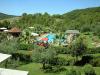 Giardino con giochi per bambini