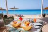 Colazione proprio sul mare, tavoli vista mare Sharm
