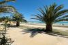 Spiaggia privata  di sabbia fina attrezzata