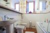 Bagno privato con vasca idromassaggo set-cortesia Palaia