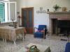 Camera con camino in cucina B&B a Corciano