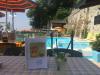 Zona Piscina e Bar con vista panoramica
