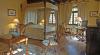 Romantica suite con baldacchino e vasca idromassaggio