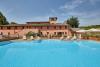 Grande piscina idromassaggio casale vicino Spoleto-Umbria