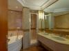 Bagno Privato con vasca Idromassaggio angolare