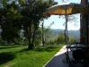 Giardino esterno con babecue a Santa Lucia (PI)