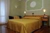 Camera matrimoniale hotel per vacanza in toscana