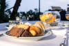 Colazione con vista sul mare