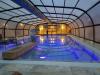 Relax con idromassaggio in piscina riscaldata