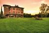 Hotel sul Lago Trasimeno con ampio giardino
