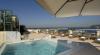 Roof garden con piscina vista mare