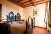 Albergo a Pozzuolo con suite familiare vista lago
