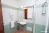 camera-classic-bagno con doccia villaggio-pula-sardegna