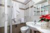 Bagno privato con doccia in camera 