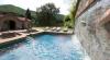 piscina con cascata antistress rigenerante