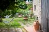 Casale con appartamenti sul Lago Trasimeno: Giardino