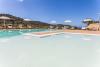 Bellissima piscina panoramica 