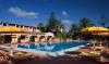Villaggio-Albergo con Piscina a Orosei