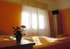 Camera matrimoniale con finestra panoramica B&B Puglia