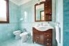 Bagno privato in residence con set cortesia