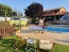 Piscina Villa Patty con ampio solarium