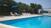 Solarium e Piscina con illuminazione notturna