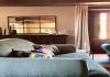 Salotto con grande Smart-TV villa-privata Lago-Trasimeno