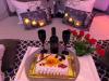 Camera con Allestimento Romantico: Torta e Aperitivo