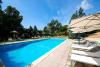 piscina-esterna-villaggio-4stelle-santa-margherita-di-pula-sardegna