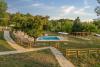 Borgo vicino Assisi con 2 piscine