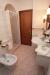 Bagno Camera con Asciugamani e Doccia