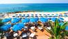 Spiaggia privata con ombrellone e lettini a disposizione