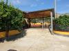Casa vacanze con terrazza attrezzata, tavolo e sedie