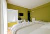 Camera matrimoniale con letto aggiunto hotel4stelle Casapulla